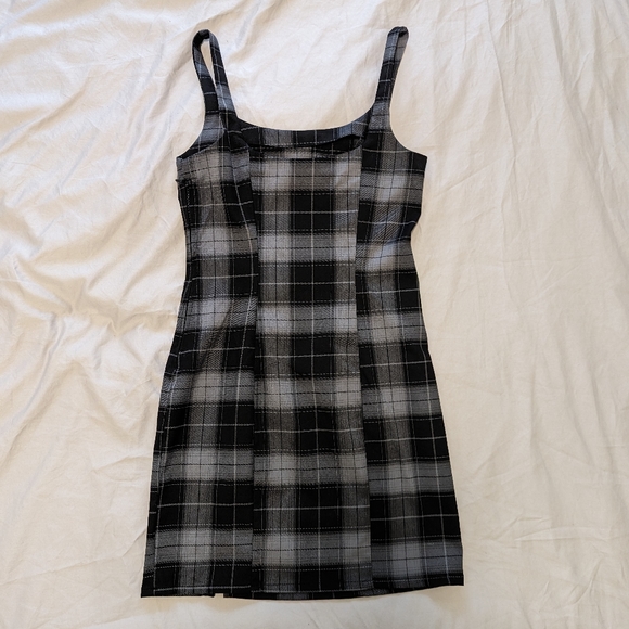 Plaid dress in black and grey size S - Picture 6 of 6